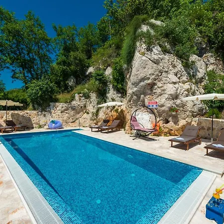 Βίλα Stone-exceptional Private Estate *