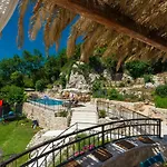 Villa Stone-exceptional Private Estate *