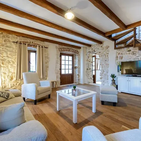 Stone-exceptional Private Estate Willa Mlini