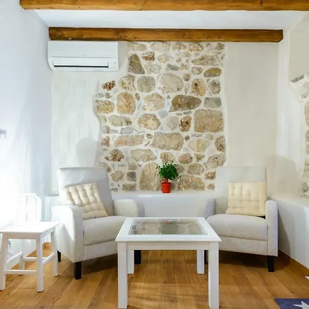 Stone-exceptional Private Estate Villa Mlini