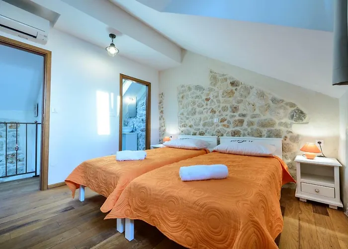 Stone-exceptional Private Estate *