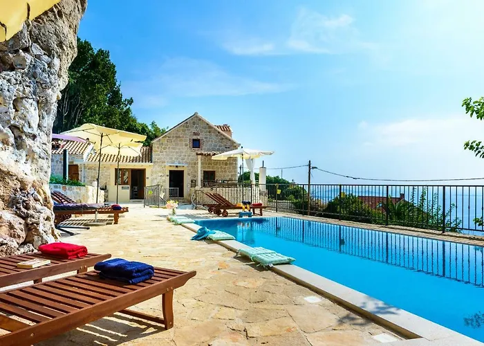 别墅 Stone-exceptional Private Estate *