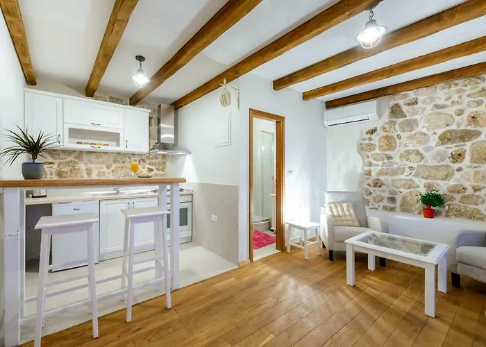 别墅 Stone-exceptional Private Estate *