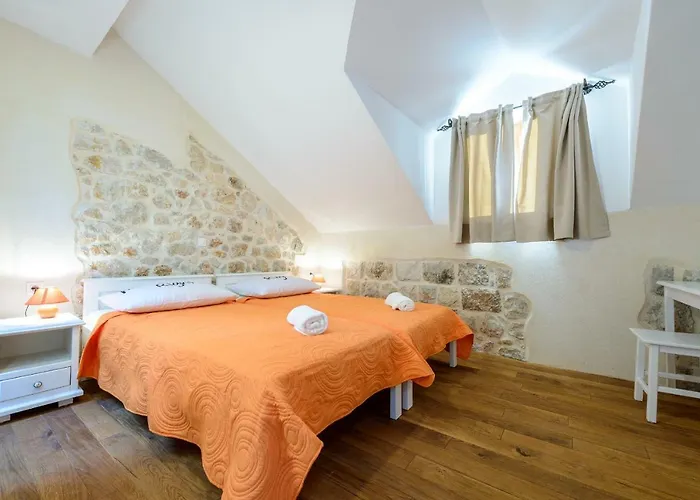 Stone-exceptional Private Estate *